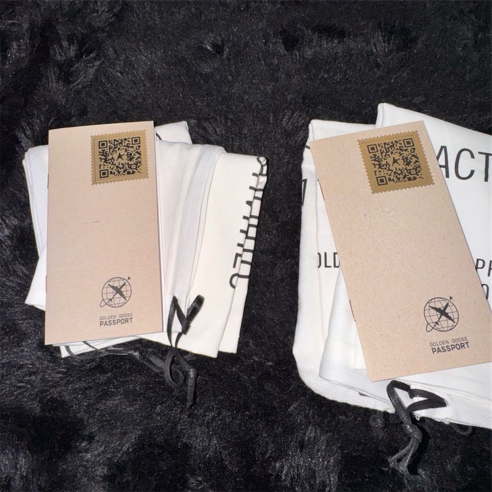 Authentic Golden Goose Sneaker Sleeper Bags  Passport 3pc Set Brand New